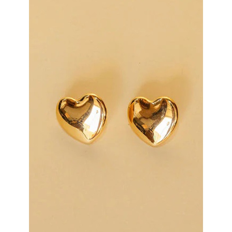 Casa Clara Amore Heart Earrings