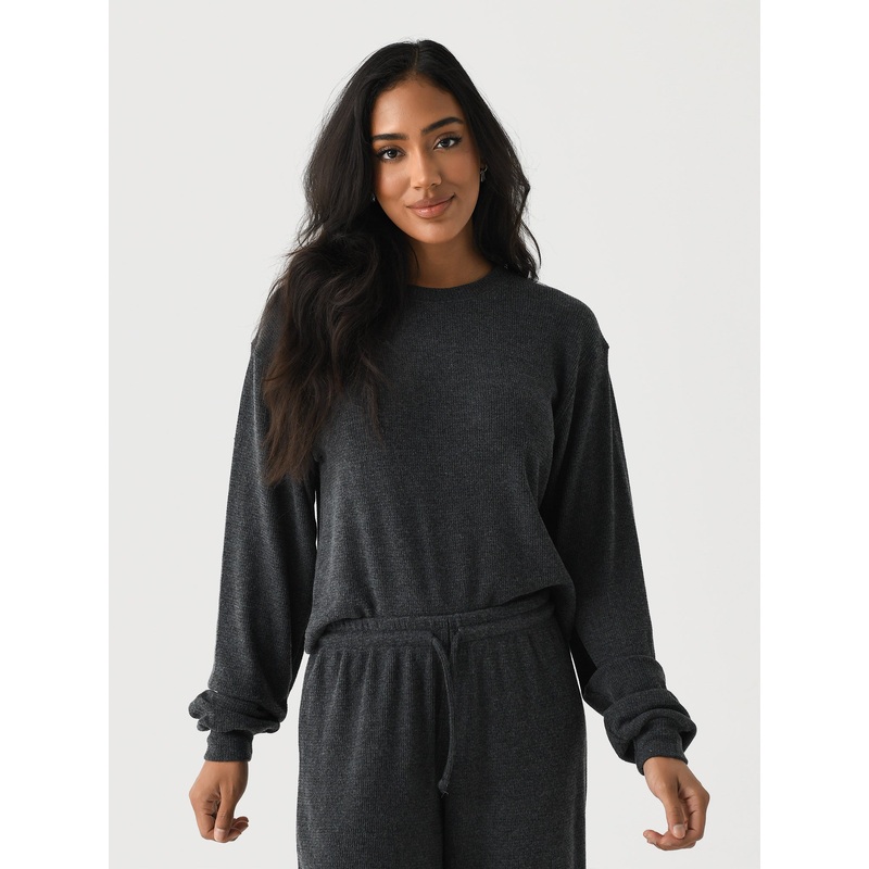 Perfect White Tee Women’s Stills Pullover