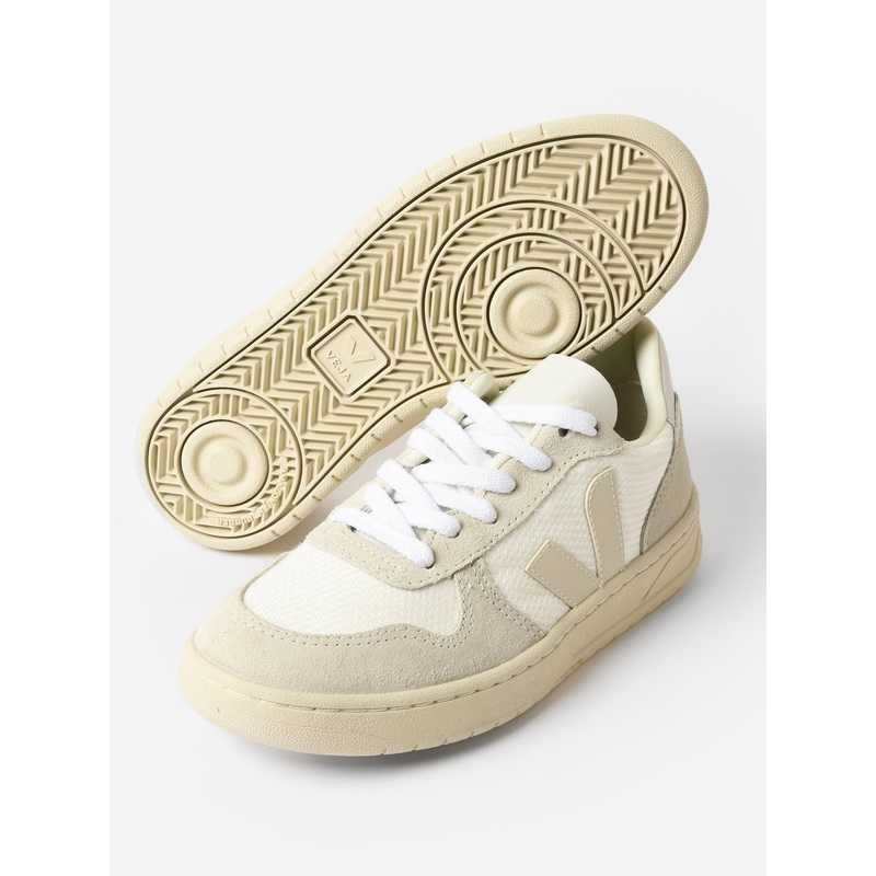 VEJA Women’s V-10 B-Mesh Sneaker