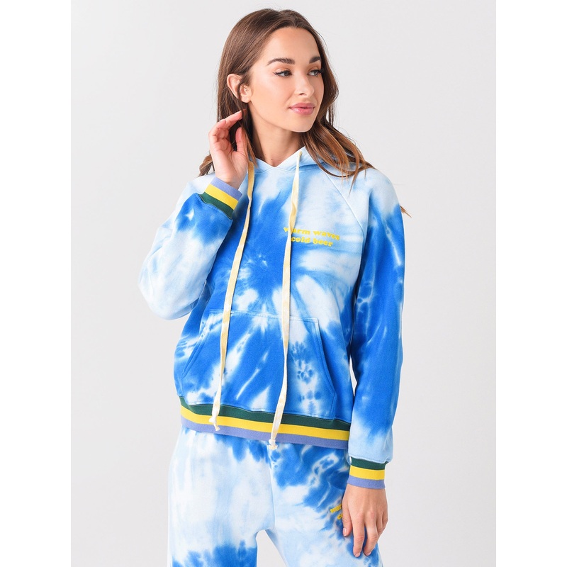 Warm Women’s Warm Waves Boyfriend Sweatshirt Hoodie