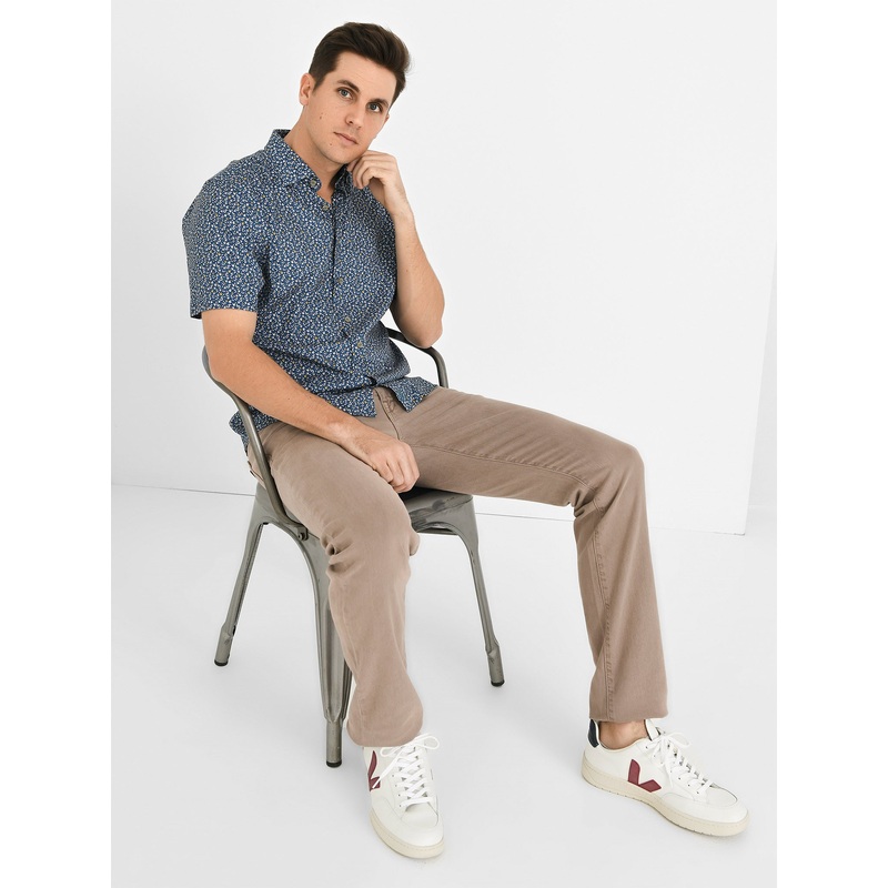 Johnnie-O Men’s Jimbo Hangin’ Out Button-Down Shirt