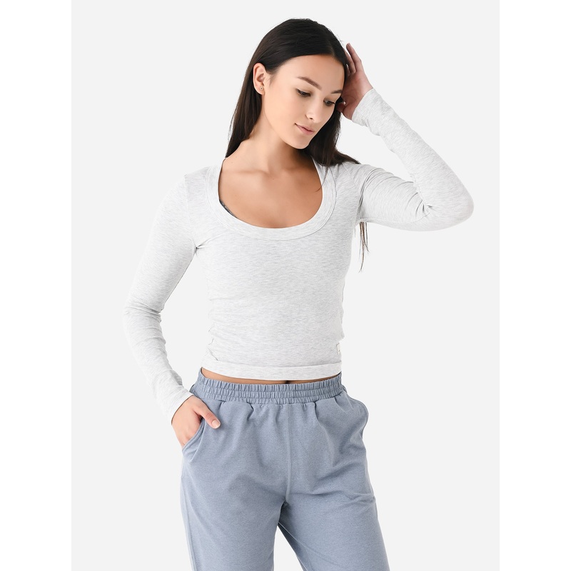 Vuori Women’s Pose Scoop Long Sleeve Tee