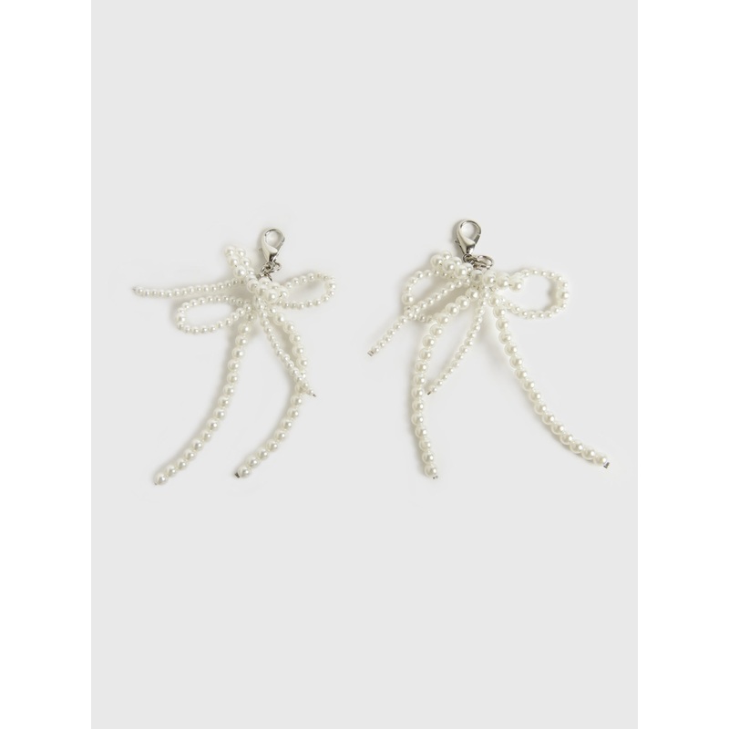 Maison Irem Pearl Bow Shoe Charm