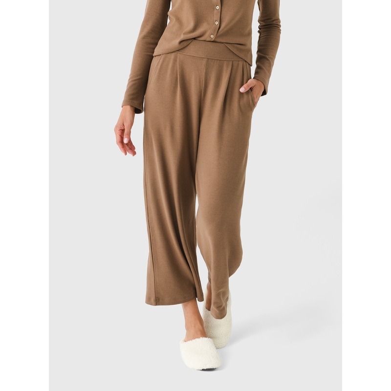 Leset Women’s Lauren Crop Pleated Pocket Pant