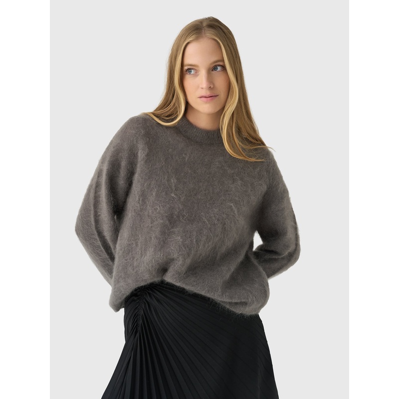 The Garment Women’s Roma Boyfriend Sweater