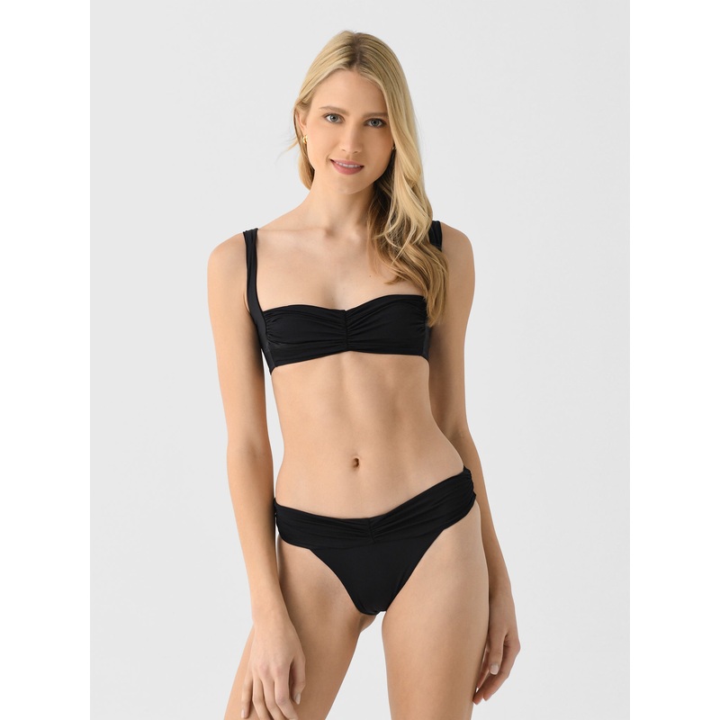 Maygel Coronel Women’s Guand Bikini Set