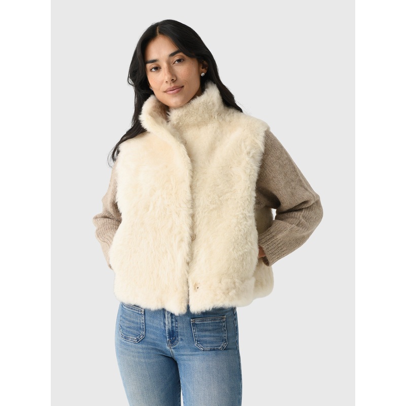Utzon Women’s Victor Reversible Shearling Vest