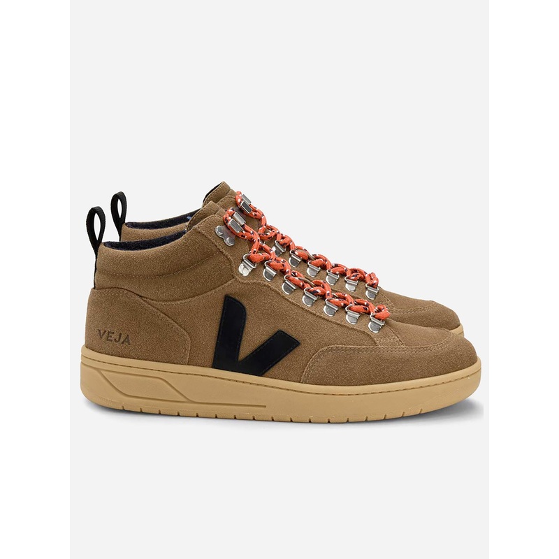 VEJA Men’s Roraima Suede Sneaker