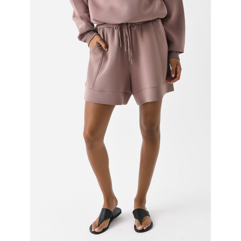 Varley Women’s Alder High Rise Short