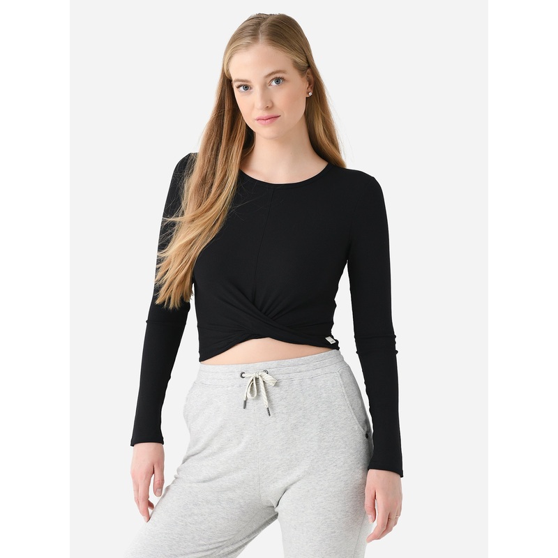 Vuori Women’s Long Sleeve Cove Twist Tee