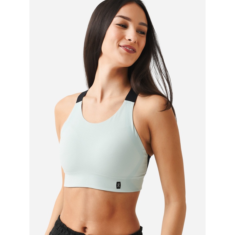 ON Women’s Performance Bra
