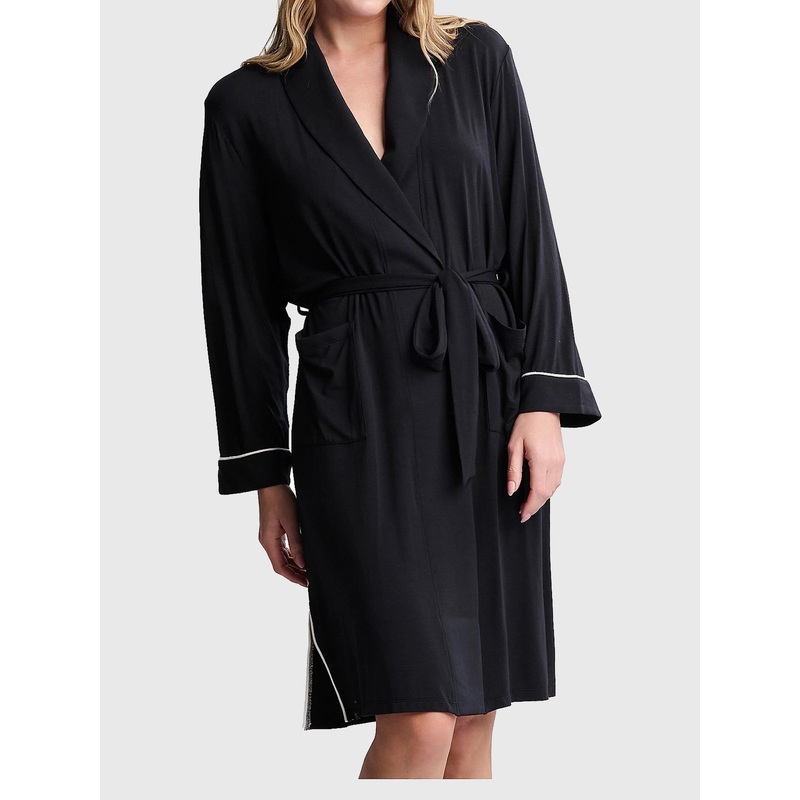 Barefoot Dreams Women’s Luxe Milk Jersey Piping Robe