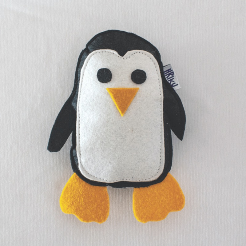 Hriku Cat Toys With Catnip – Pankheen (Penguin)